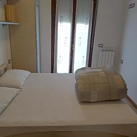 App.tortoreto شقة *